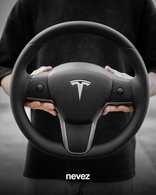 Перетяжка руля Tesla
